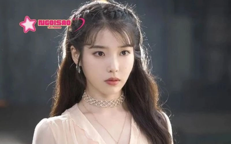 IU